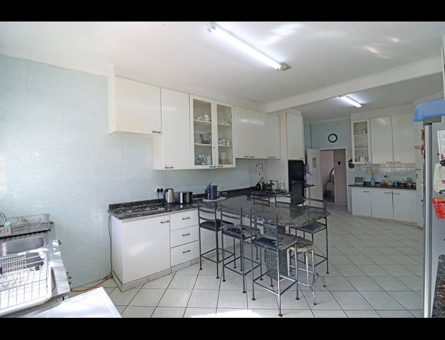 4 BEDROOM HOUSE FOR SALE IN CROSBY